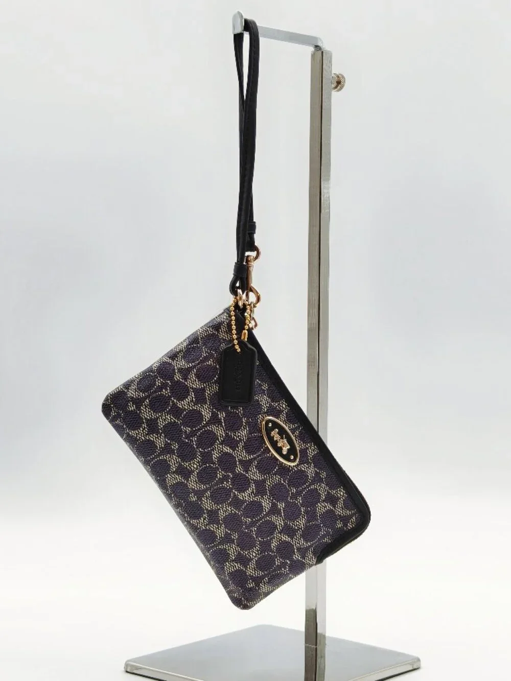 NWT Coach Signature Mini Wristlet Wallet